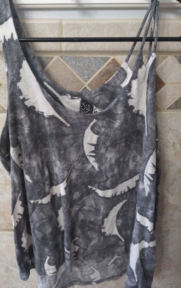 Pattern Tank Top - Picture 1 of 4